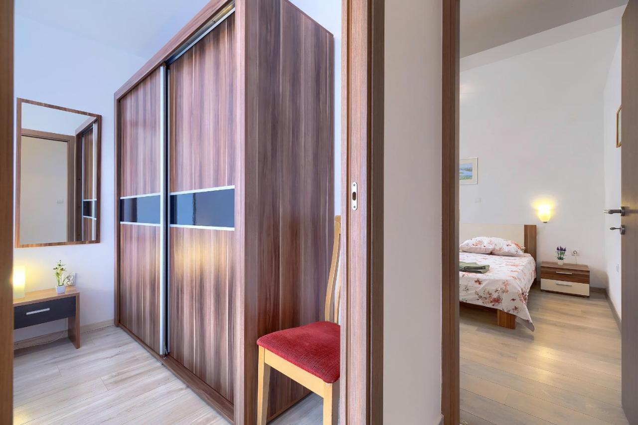 Stylish Flats With Two Bedrooms In เปรมันตูรา ภายนอก รูปภาพ
