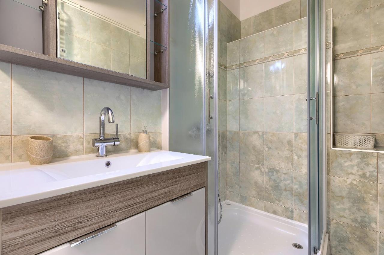 Stylish Flats With Two Bedrooms In เปรมันตูรา ภายนอก รูปภาพ