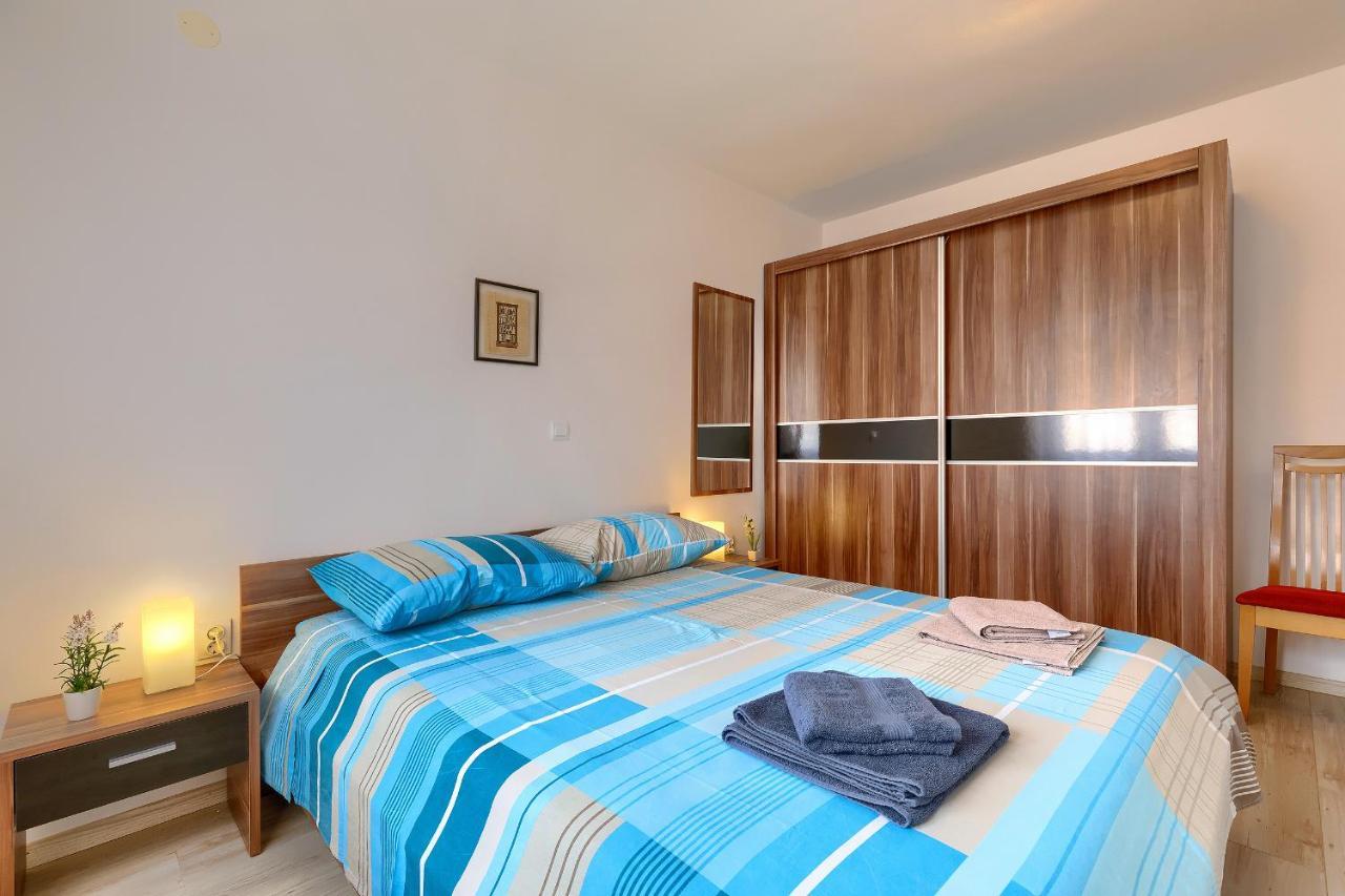 Stylish Flats With Two Bedrooms In เปรมันตูรา ภายนอก รูปภาพ