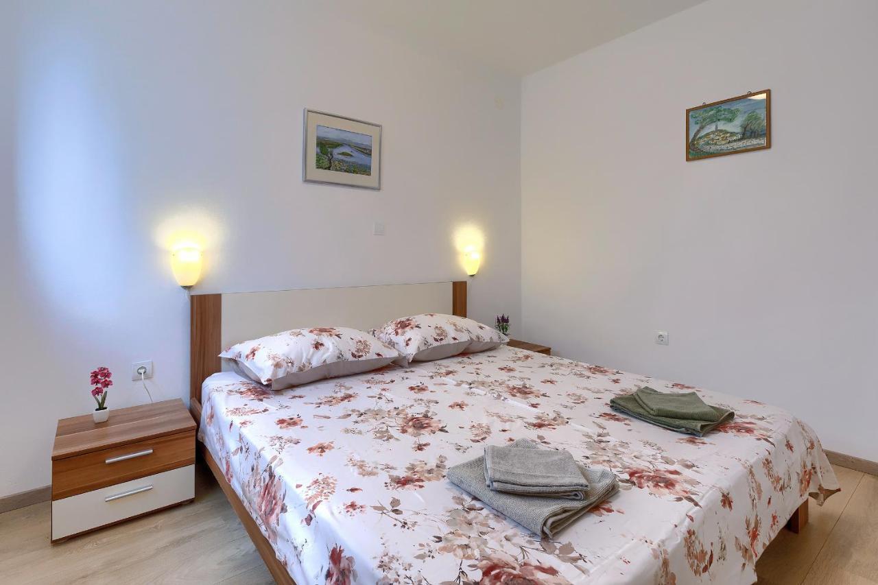 Stylish Flats With Two Bedrooms In เปรมันตูรา ภายนอก รูปภาพ