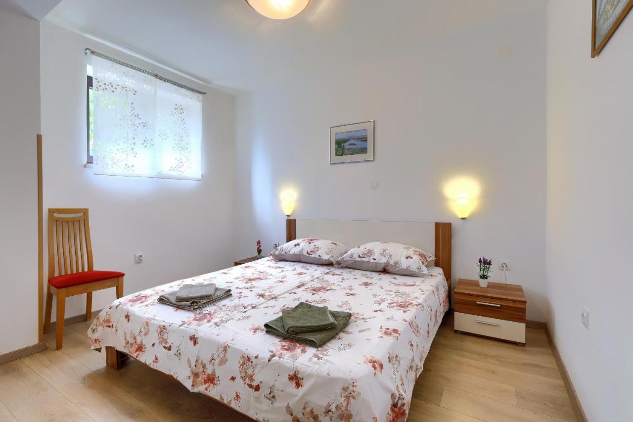 Stylish Flats With Two Bedrooms In เปรมันตูรา ภายนอก รูปภาพ