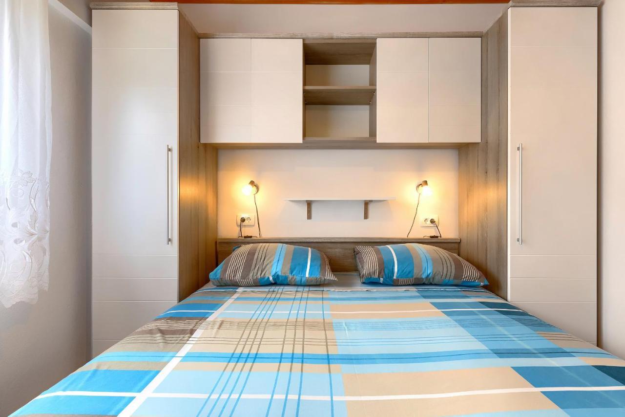 Stylish Flats With Two Bedrooms In เปรมันตูรา ภายนอก รูปภาพ