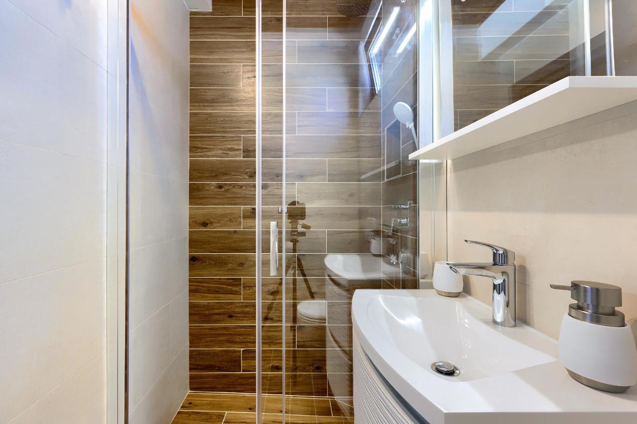 Stylish Flats With Two Bedrooms In เปรมันตูรา ภายนอก รูปภาพ