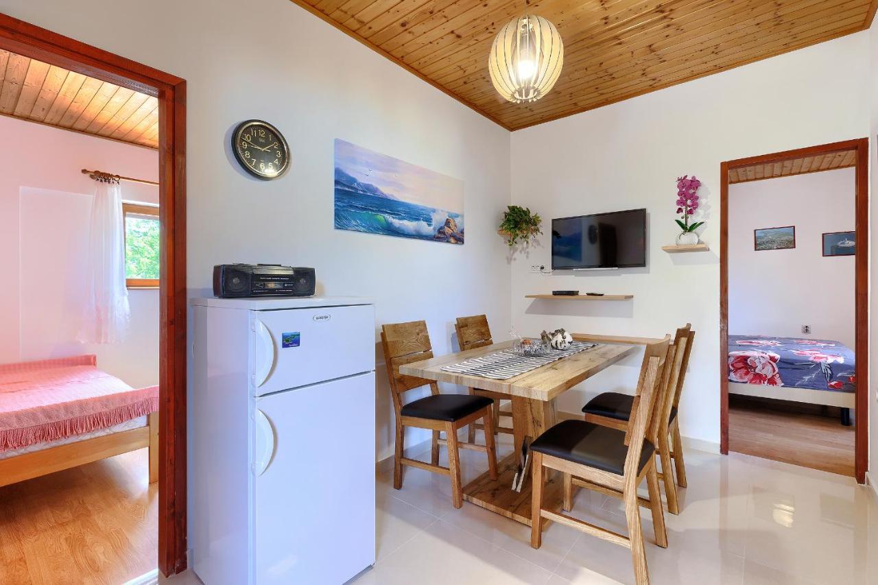 Stylish Flats With Two Bedrooms In เปรมันตูรา ภายนอก รูปภาพ